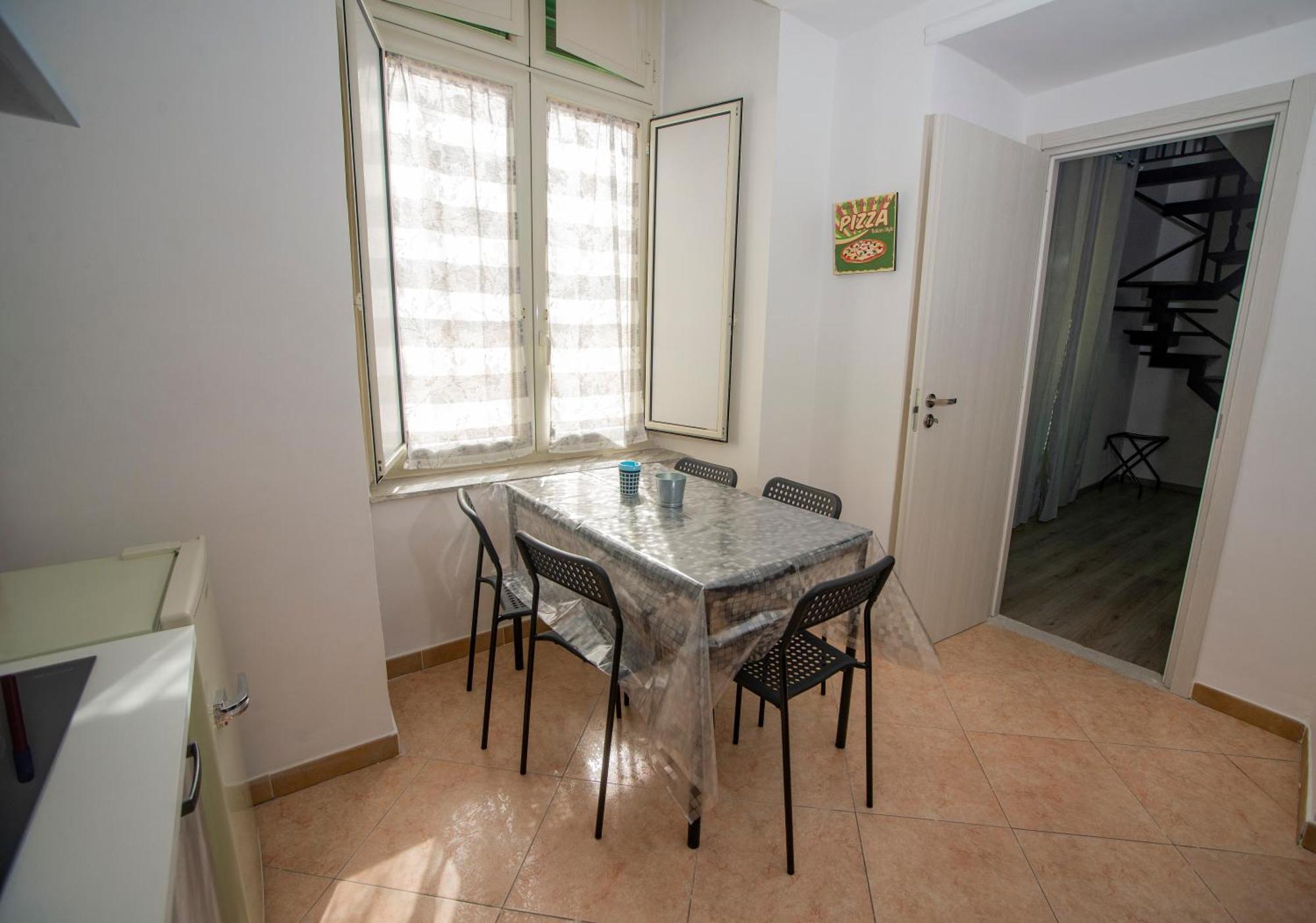 Na City Rooms Neapel Exterior foto