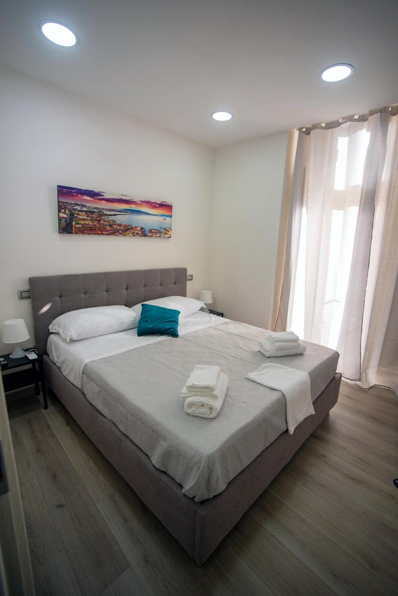Na City Rooms Neapel Exterior foto