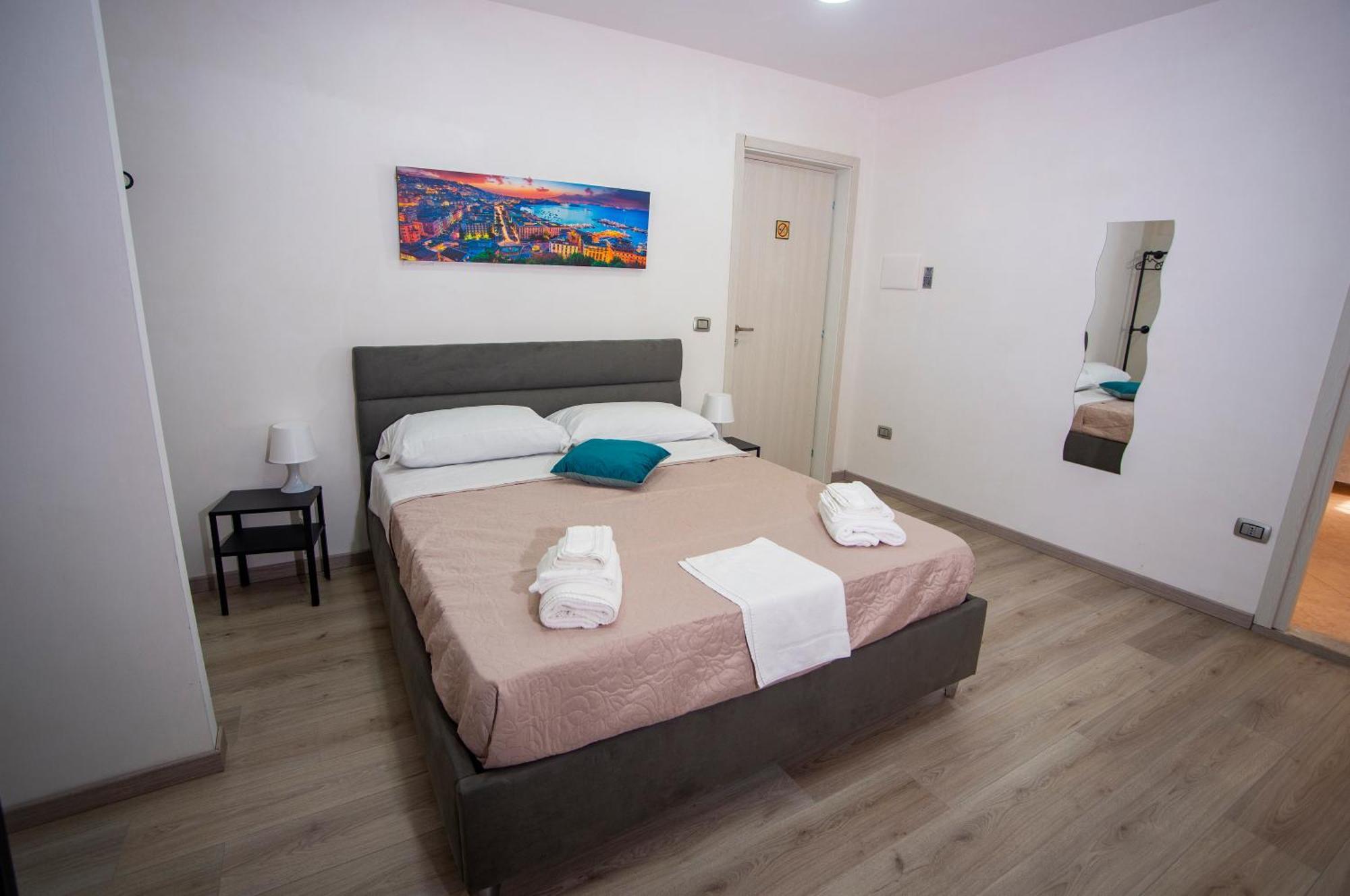 Na City Rooms Neapel Exterior foto