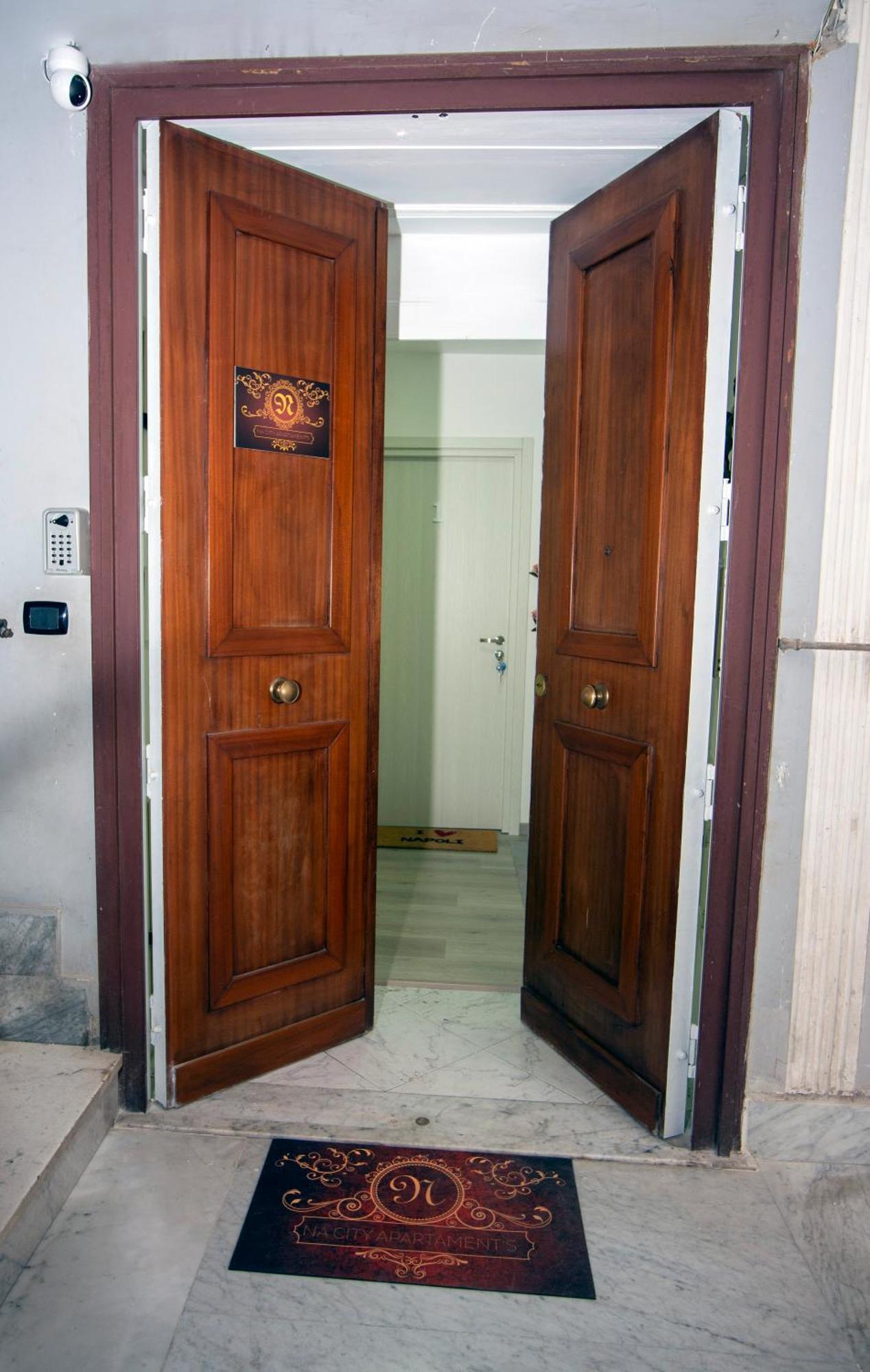 Na City Rooms Neapel Exterior foto